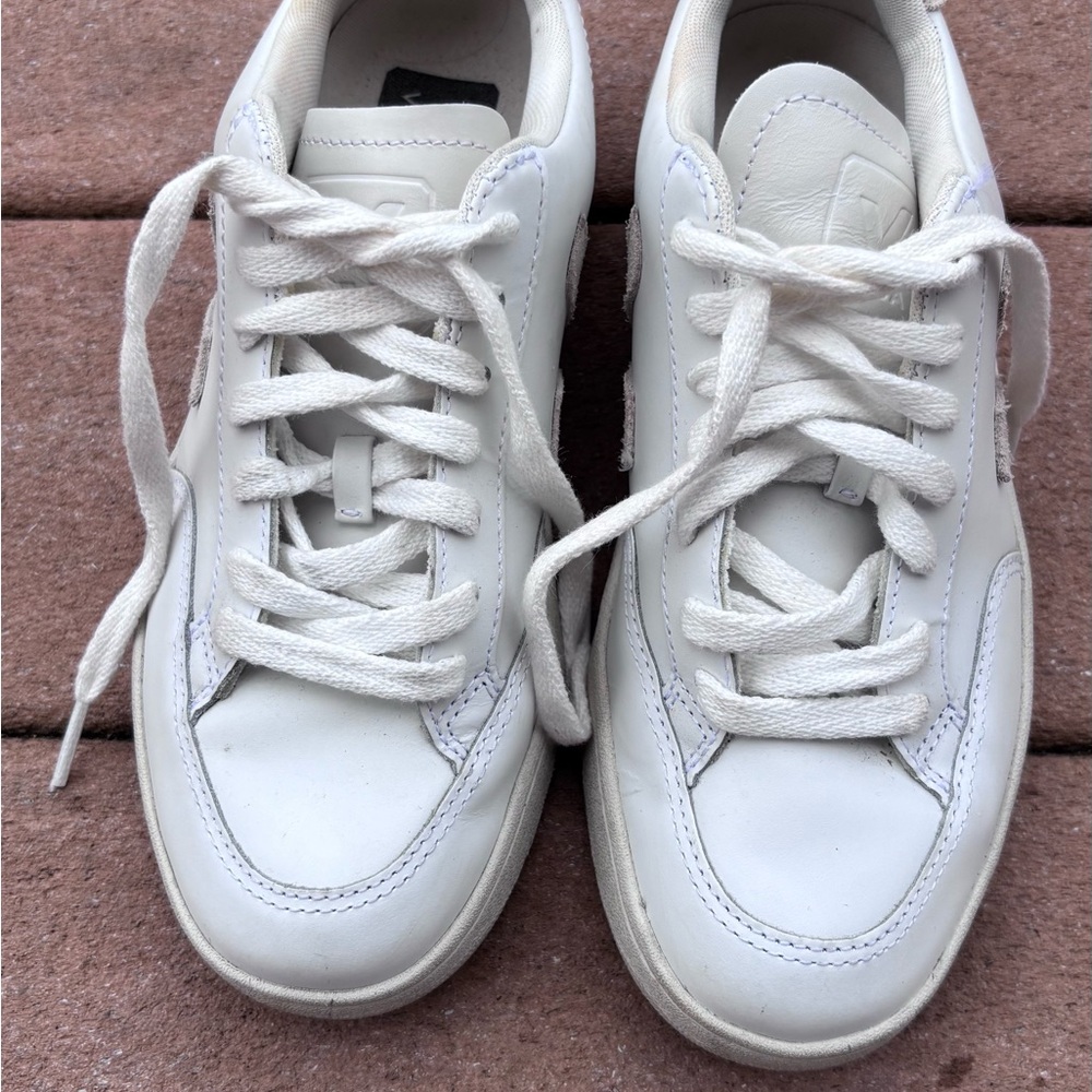 Veja white Casual Sneakers